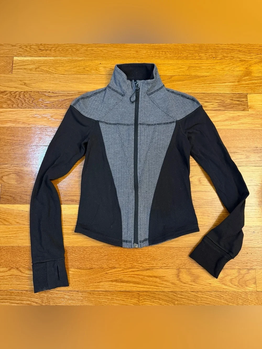 Ivivva (Lululemon) Define Style Jacket in Black and Gray Herringbone - Size 10